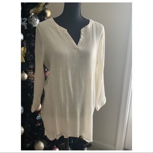 St. John’s Bay sheer top. L like new
